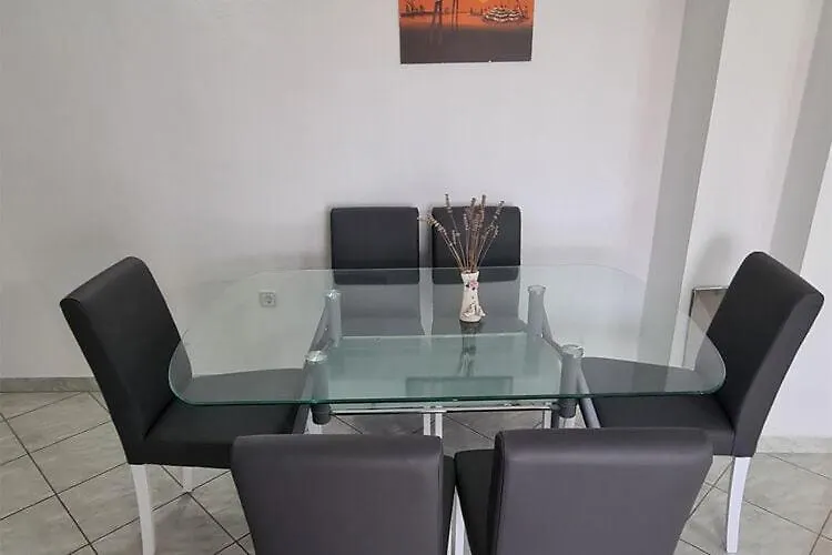 Apartments Ljilja In Privlaka, Near Sandy Beach